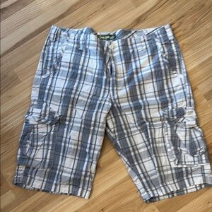 Lee Blue and White Cargo Shorts for Summer Style